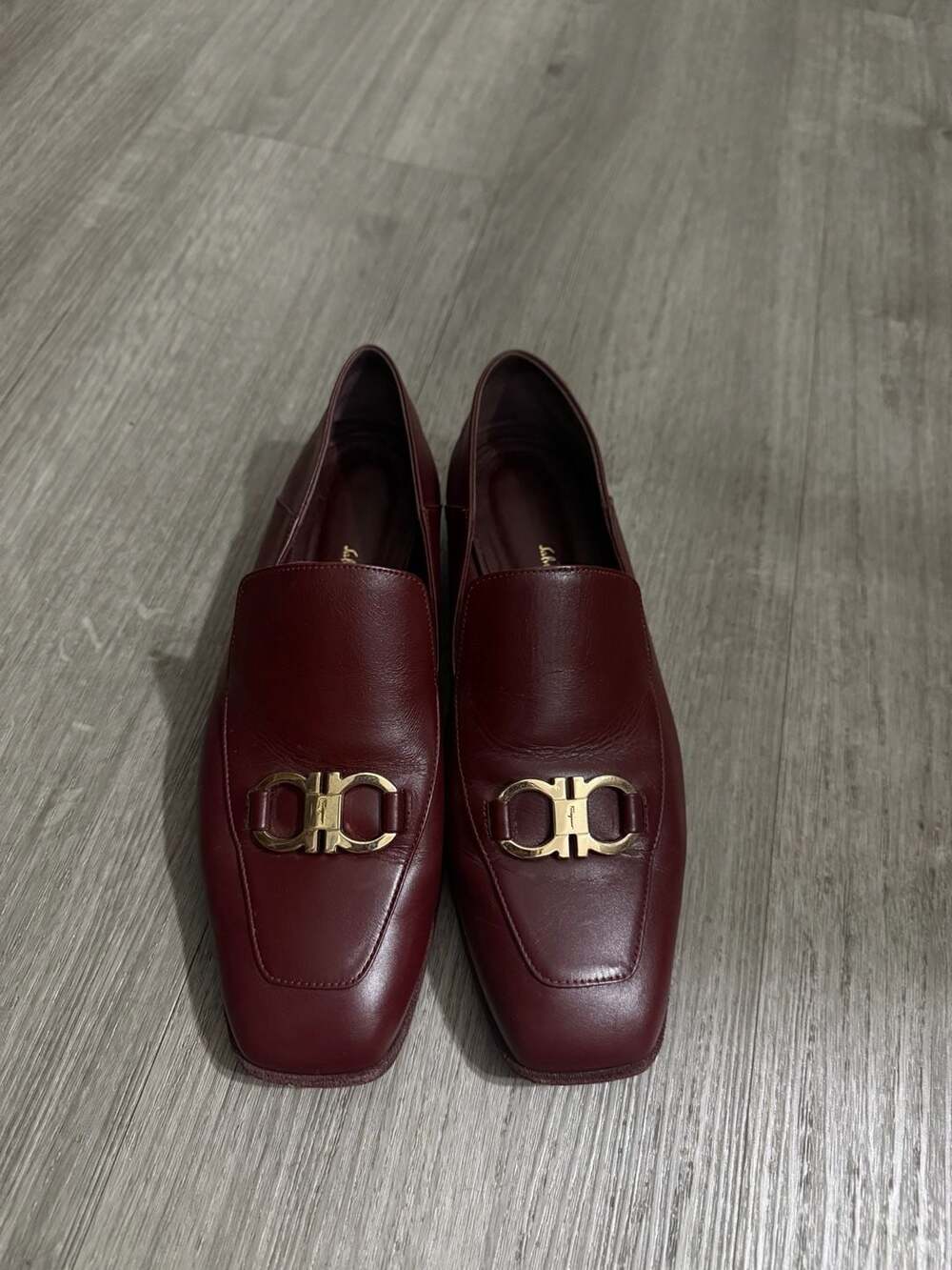 Salvatore Ferragamo Gancini Leather Loafers Burgundy
